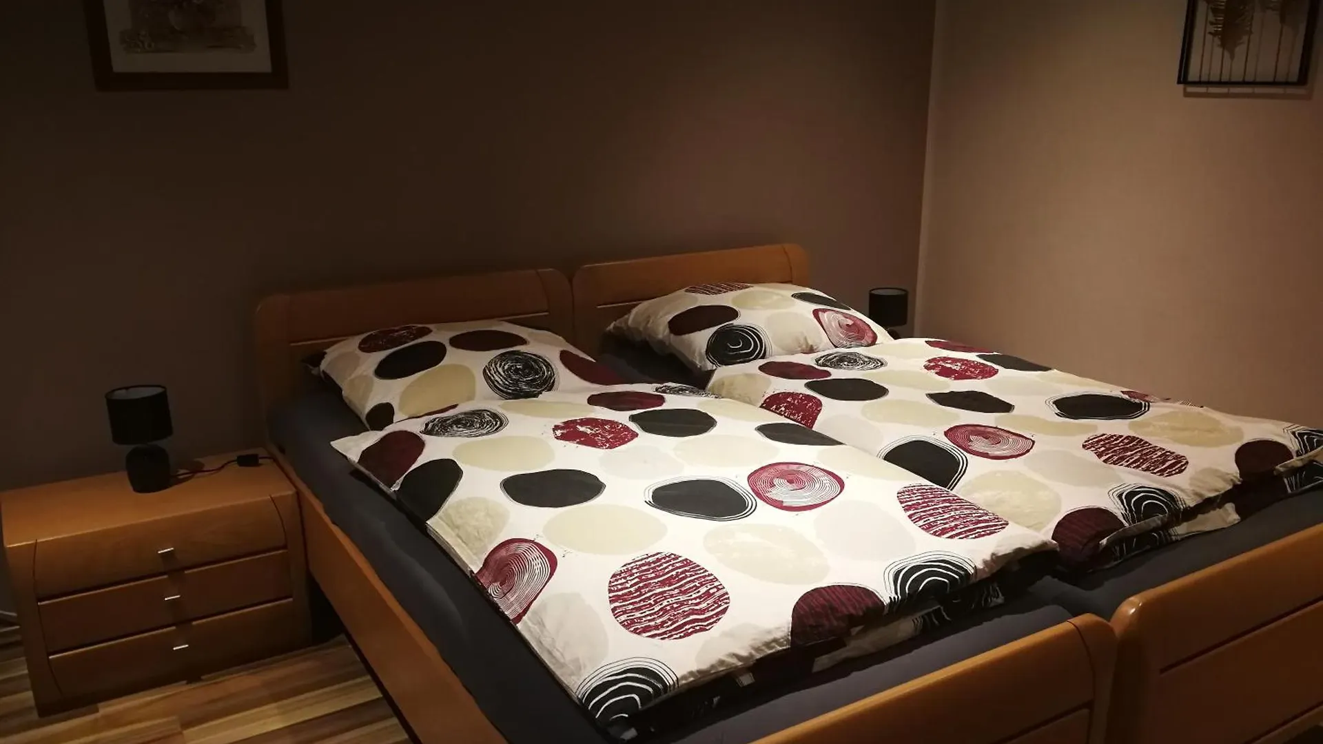 נוישטאדט ביי קובורג Ferienwohnung Mit Balkon 1.Og גרמניה